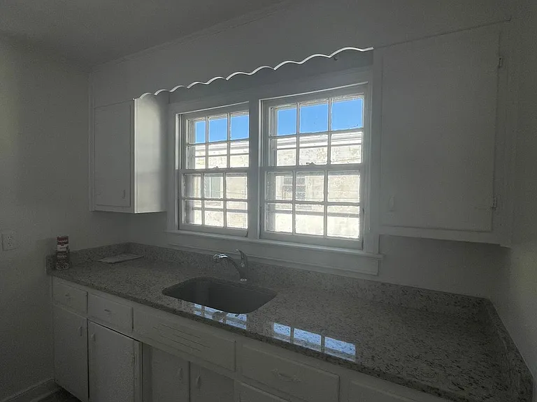 1931 Wakefield Ave #4 — Photo 4