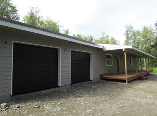 12448 E Fence Line Dr, Palmer, AK 99645