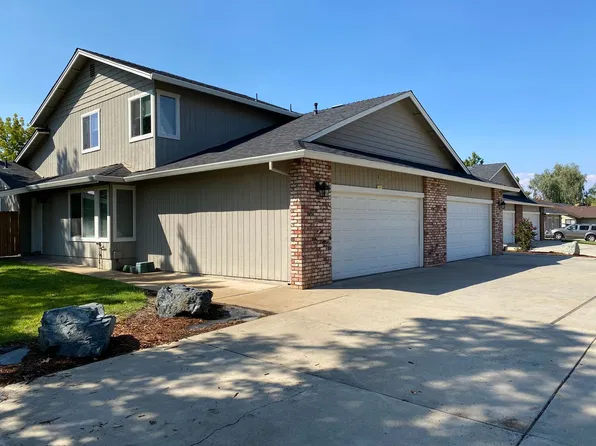 2070 Fancy Oaks Dr, Redding, CA 96003, 2070 Fancy Oaks Dr APT 1, Redding, CA 96003