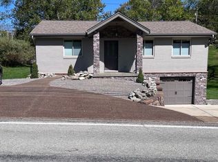 332 Ewing Rd, Carnegie, PA 15106