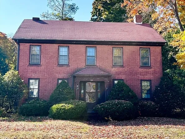 1921 Northampton St, Holyoke, MA 01040