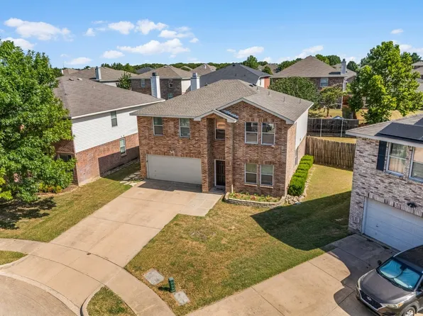 1741 Baxter Springs Dr, Justin, TX 76247