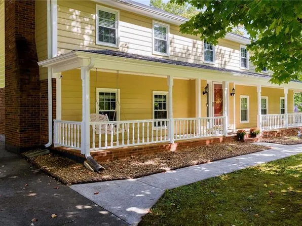 2281 Sallies Ln, Winston Salem, NC 27106