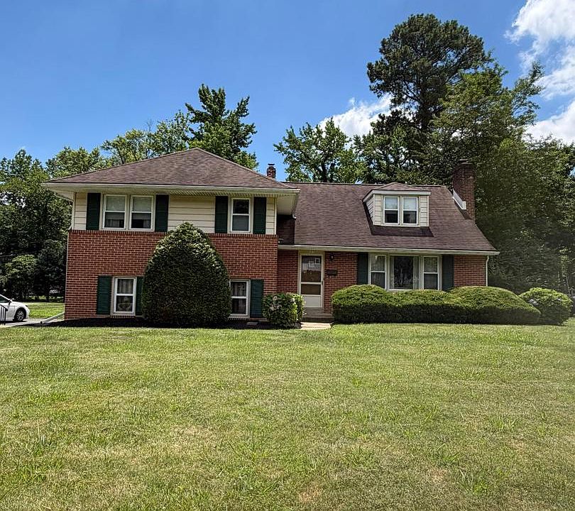 1st image of 1217 Evergreen Rd