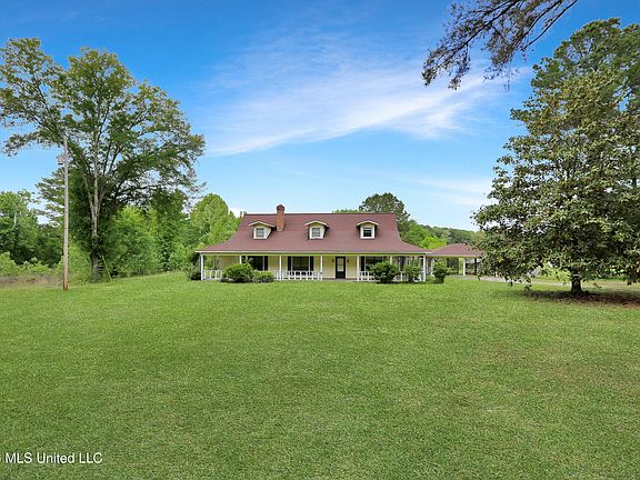 2nd image of 816 Ratliff Ferry Rd