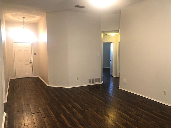 4th image of 6700 Pecanwood Dr