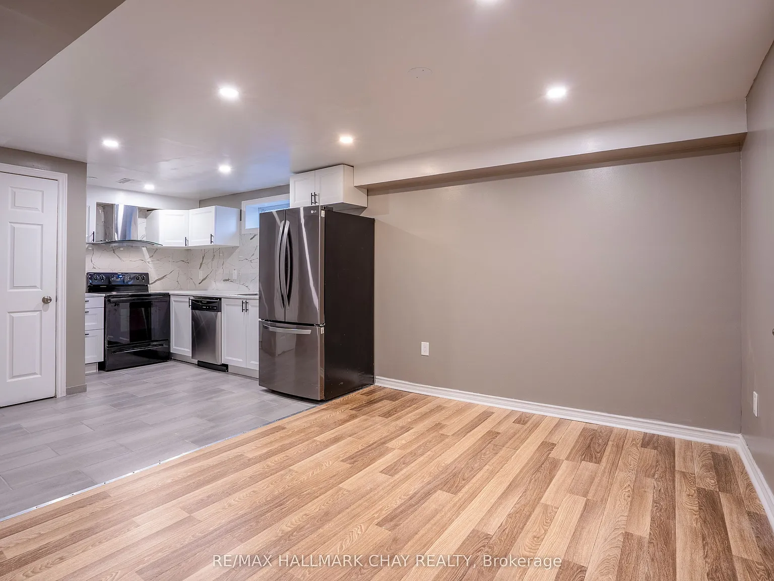 2 bed, $1,850 — Photo 4