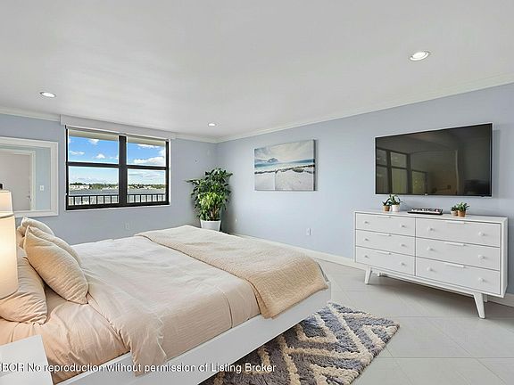 5th image of 3460 S Ocean Blvd #5100