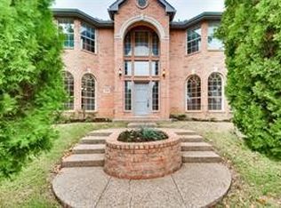 17703 Meadow Grove Ln, Dallas, TX 75287