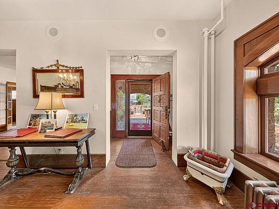 4th image of 209 Bauer Avenue