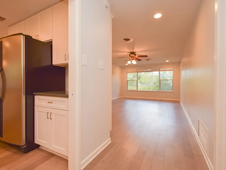 5003 Westview Dr — Photo 6