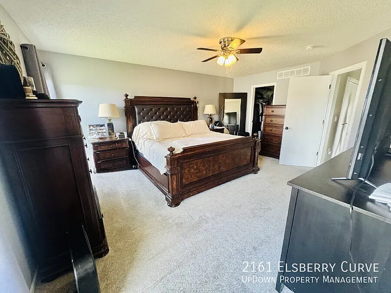 2161 Elsberry Curv — Photo 35
