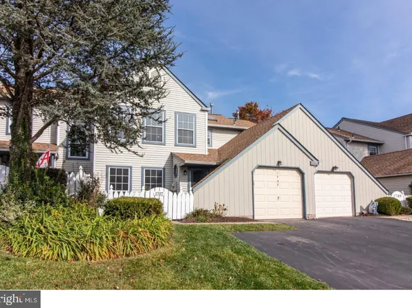 1707 McNelis Dr, Southampton, PA 18966