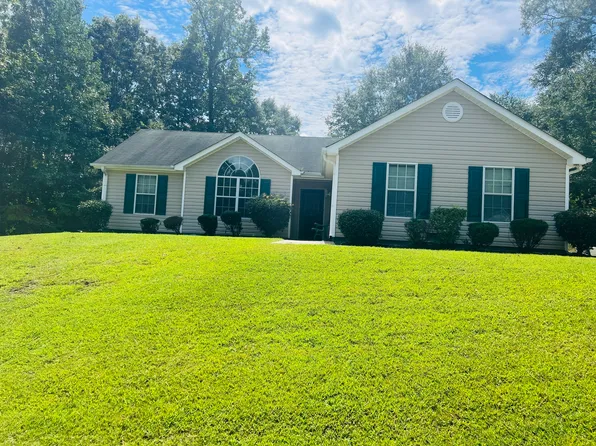 40 Elisabeth Way, Grantville, GA 30220