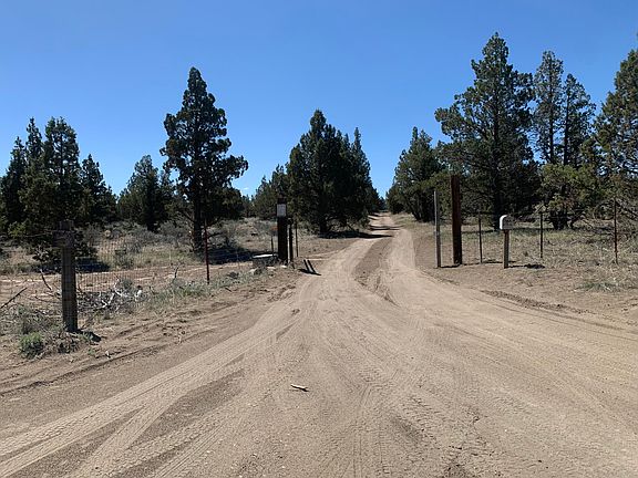 5th image of 1722 SE Fir Ln