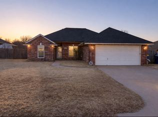 1901 N Shawnee Trl, Choctaw, OK 73020