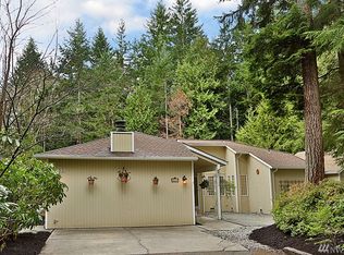 3933 Brenden Cir, Clinton, WA 98236