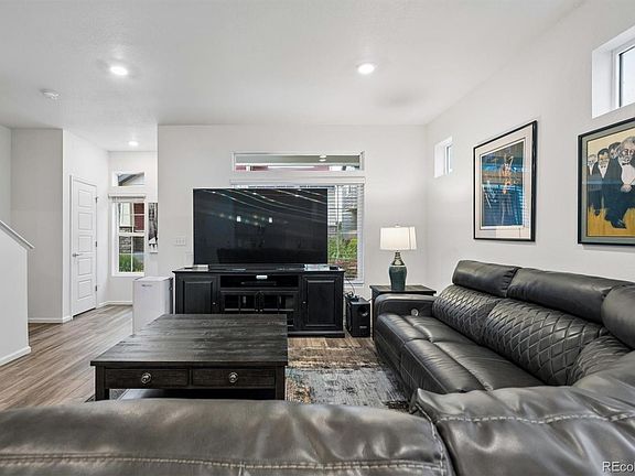 5th image of 17957 E 103rd Avenue