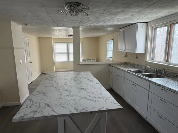 (undisclosed Address), Dracut, MA 01826