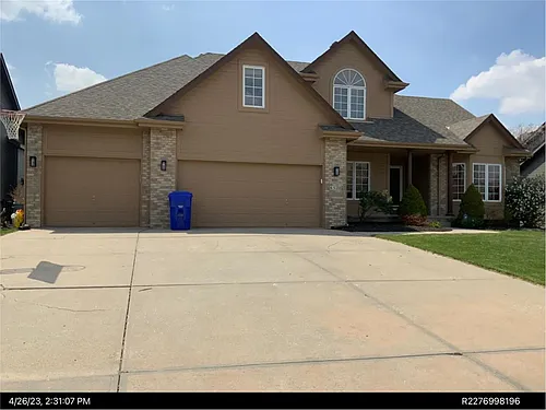 6520 N 158th St Photo 1