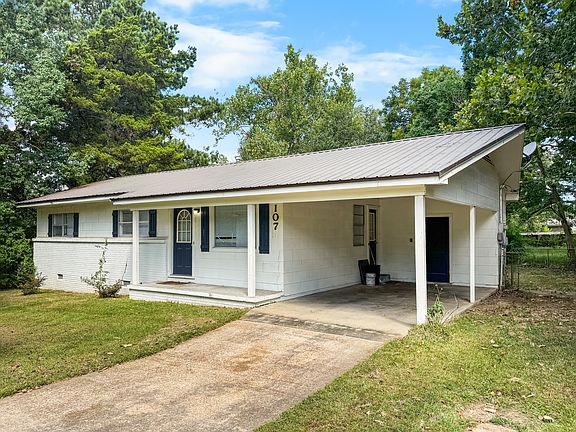 2nd image of 107 Ann Dr
