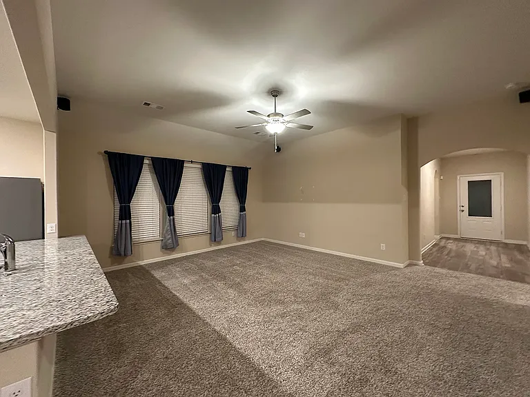 322 Sweet Pea Ln — Photo 12