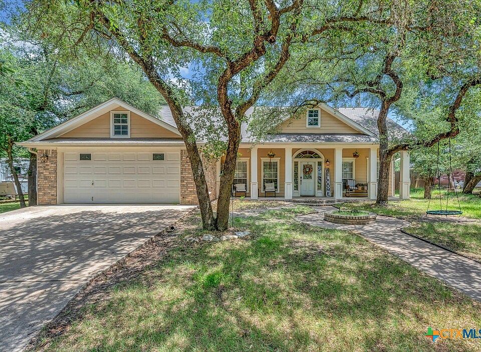 1st image of 37 Bluebonnet Loop