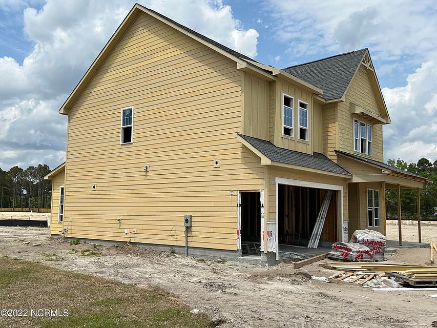 2nd image of 29 Artisan Dr