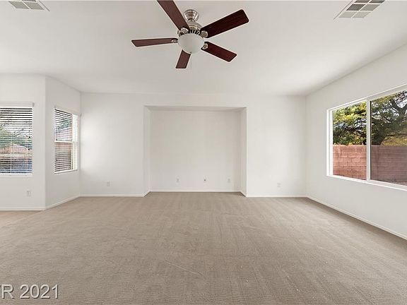 3rd image of 8101 Loma Del Ray St