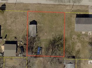 412 E Elm St, Clinton, MO 64735