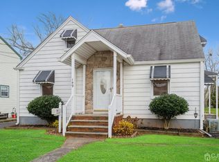 149 Lockwood Ave, Woodbridge, NJ