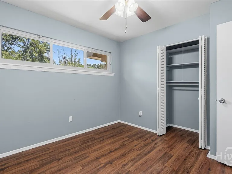 3 Monica Blvd — Photo 22