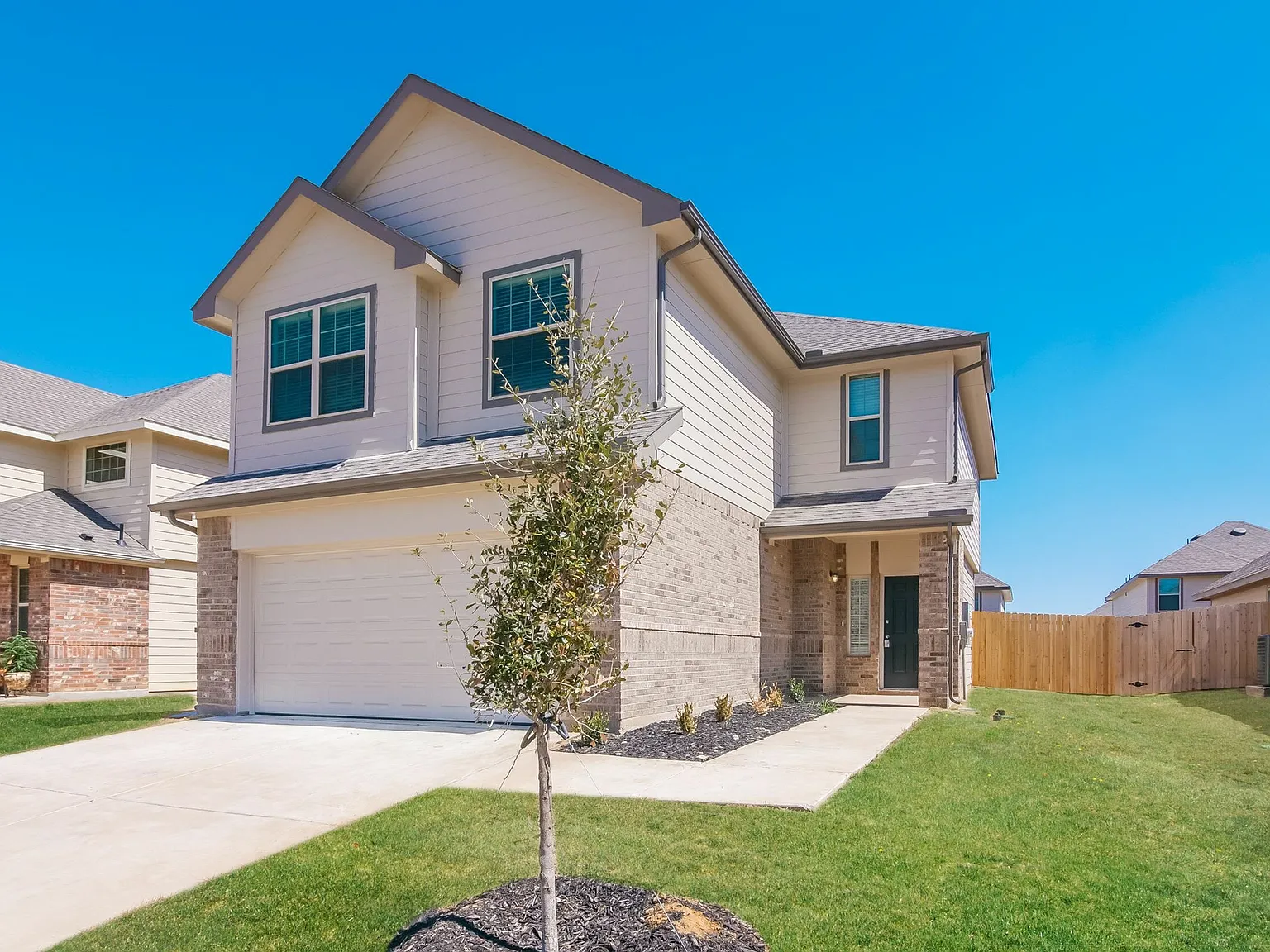 Sycamore Landing — Photo 3