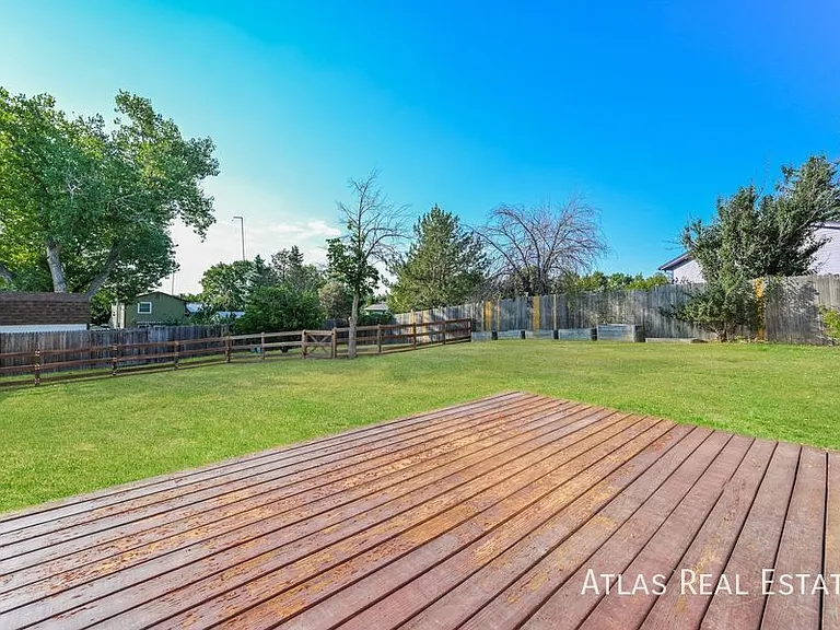 1484 S Cathay Way — Photo 15