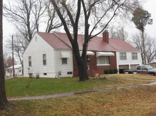 411 E South St, Yates Center, KS 66783