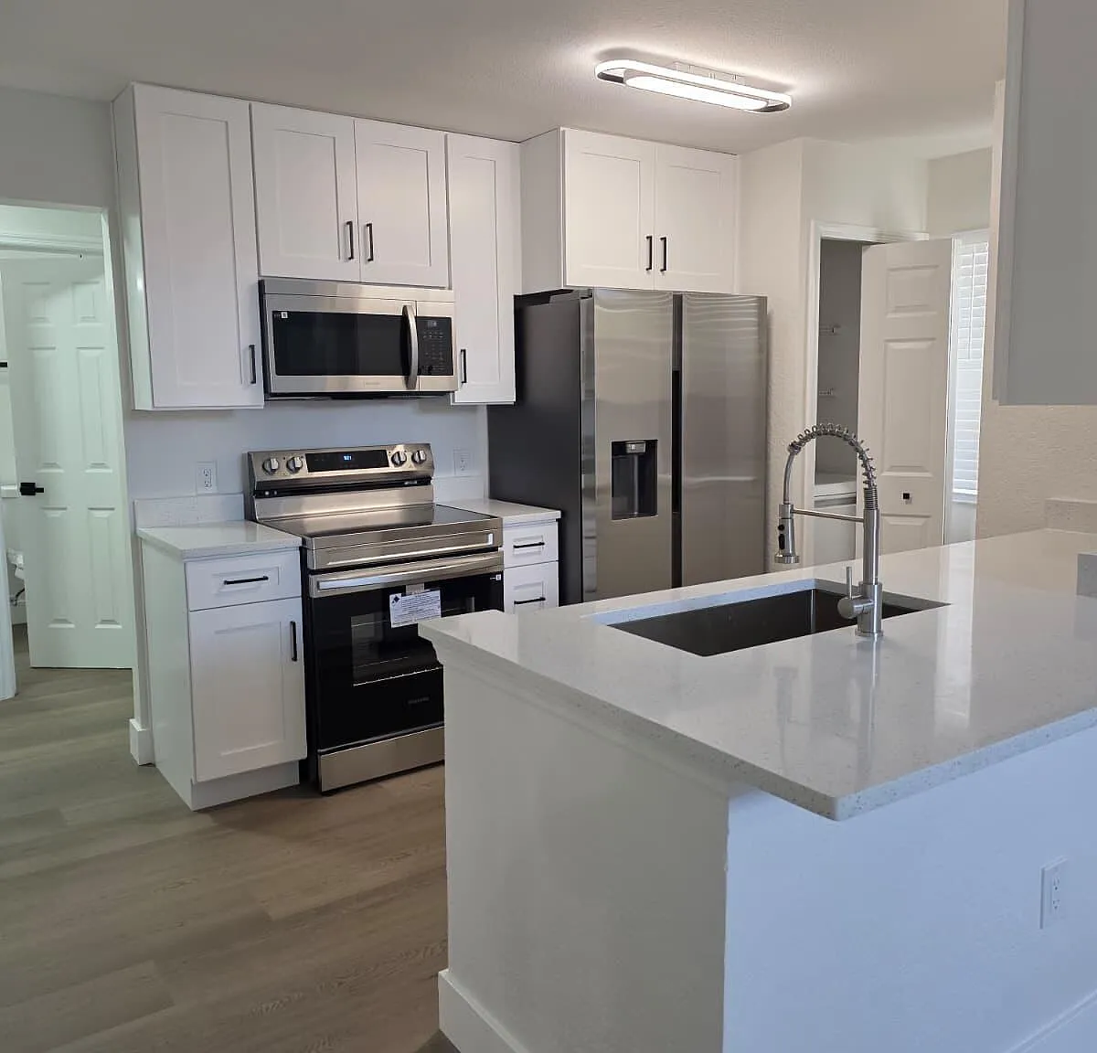 3 bed, 2.0 bath, 1138 sqft, $1,950 — Photo 4