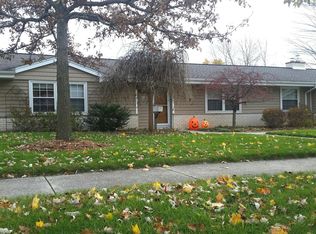 W71N790 Harrison Ave, Cedarburg, WI 53012