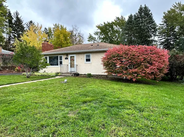 4608 Winnetka Ave N, New Hope, MN 55428