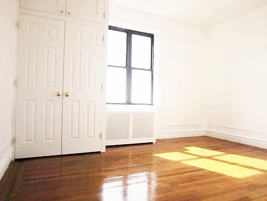 Rented by City Connections Realty | media 9