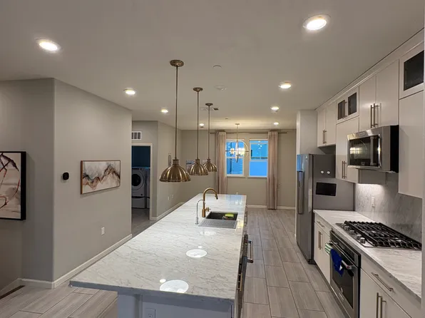 2973 Valley Of Hearts Del Pl #2, San Jose, CA 95136