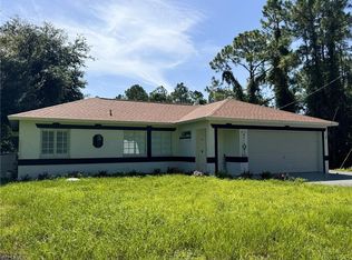 420 18th St SE, Naples, FL 34117