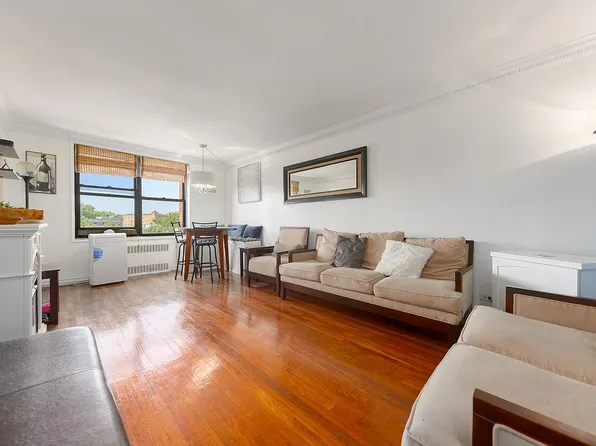 83-40 Austin St APT 6B, Queens, NY 11415