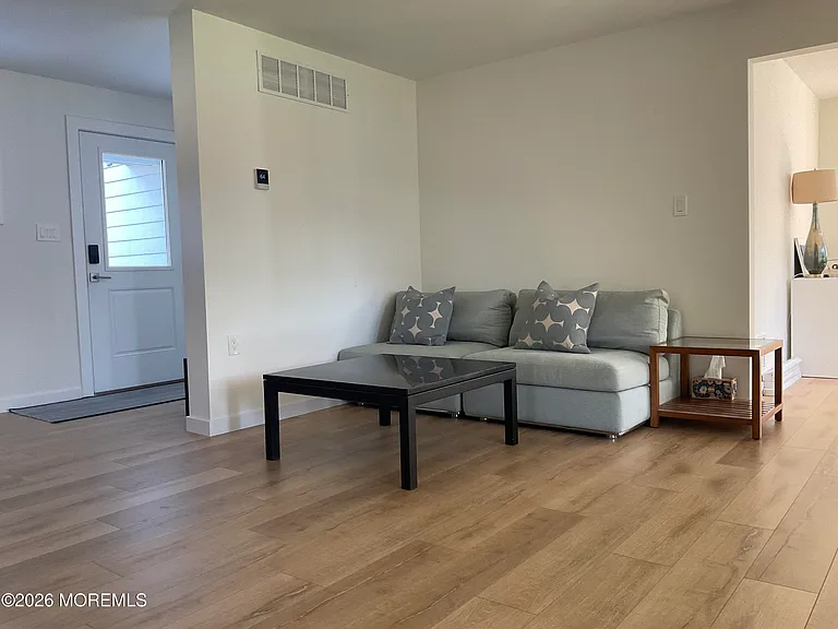 417 Euclid Ave #A — Photo 3