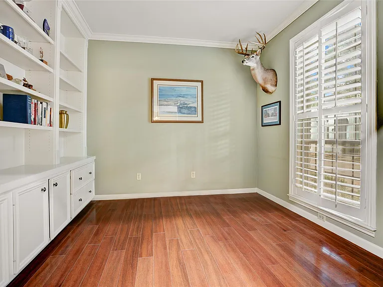 7514 Olympia Dr — Photo 4