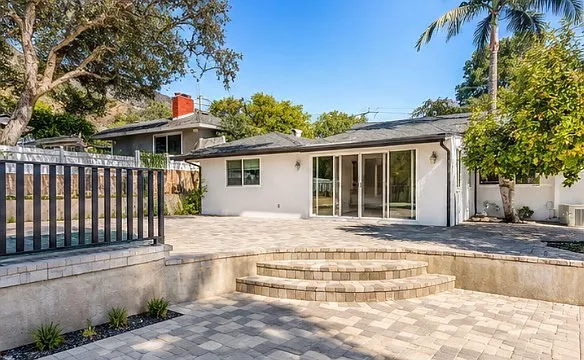 1505 Riviera Dr — Photo 11