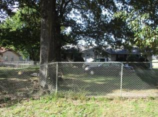 207 W Meade Dr, Dickson, TN 37055