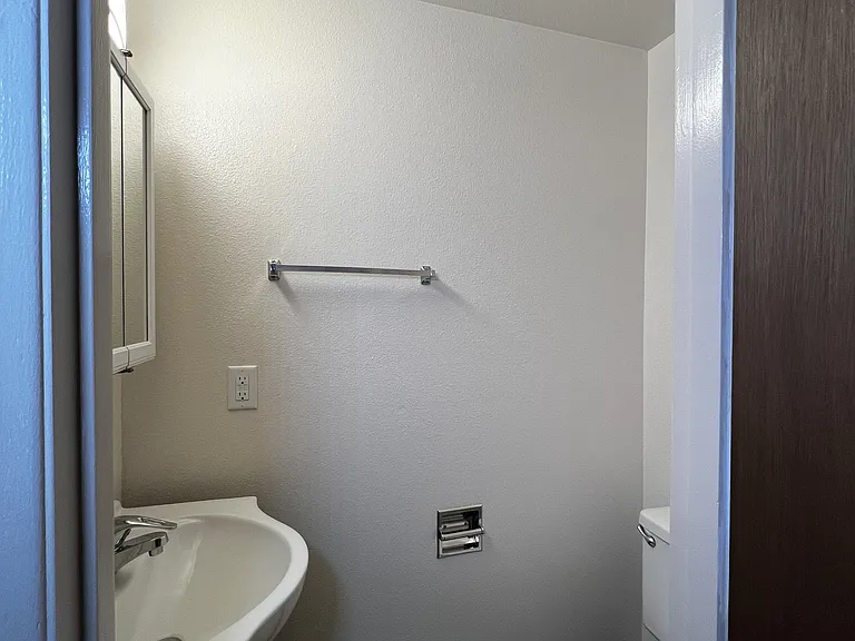 3650 Liberty Rd S — Photo 3