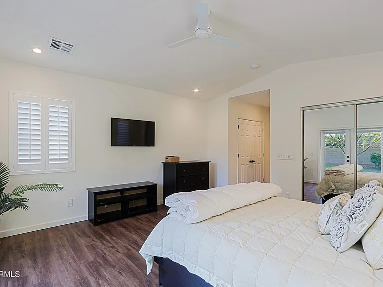 4645 E Windsor Ave — Photo 17