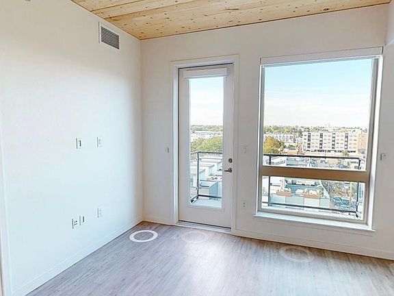 5th image of 3250 W 16th Ave #722