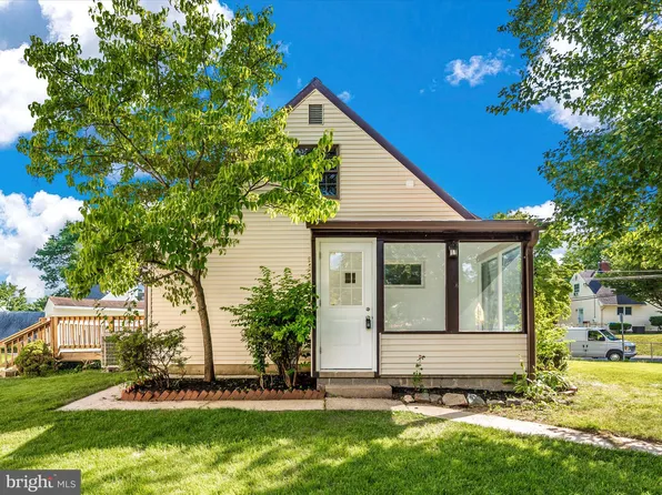 6000 Lemay Rd, Rockville, MD 20851